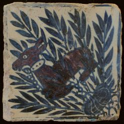 MA3081 Manises tile with resting doe € 1200.00
